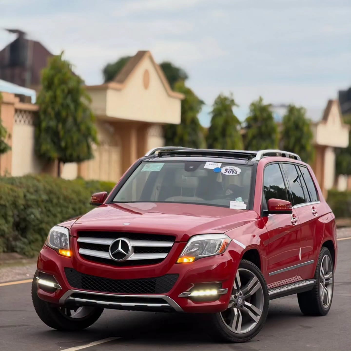 2012 Mercedes-Benz GLK350 photo