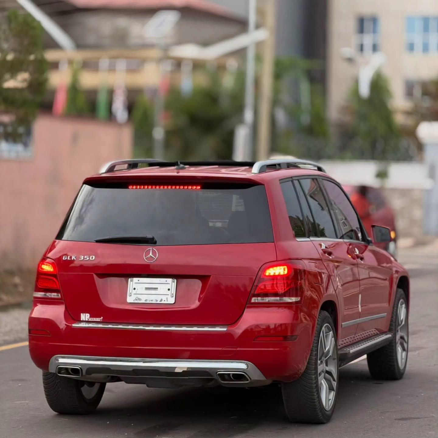 2012 Mercedes-Benz GLK350 photo