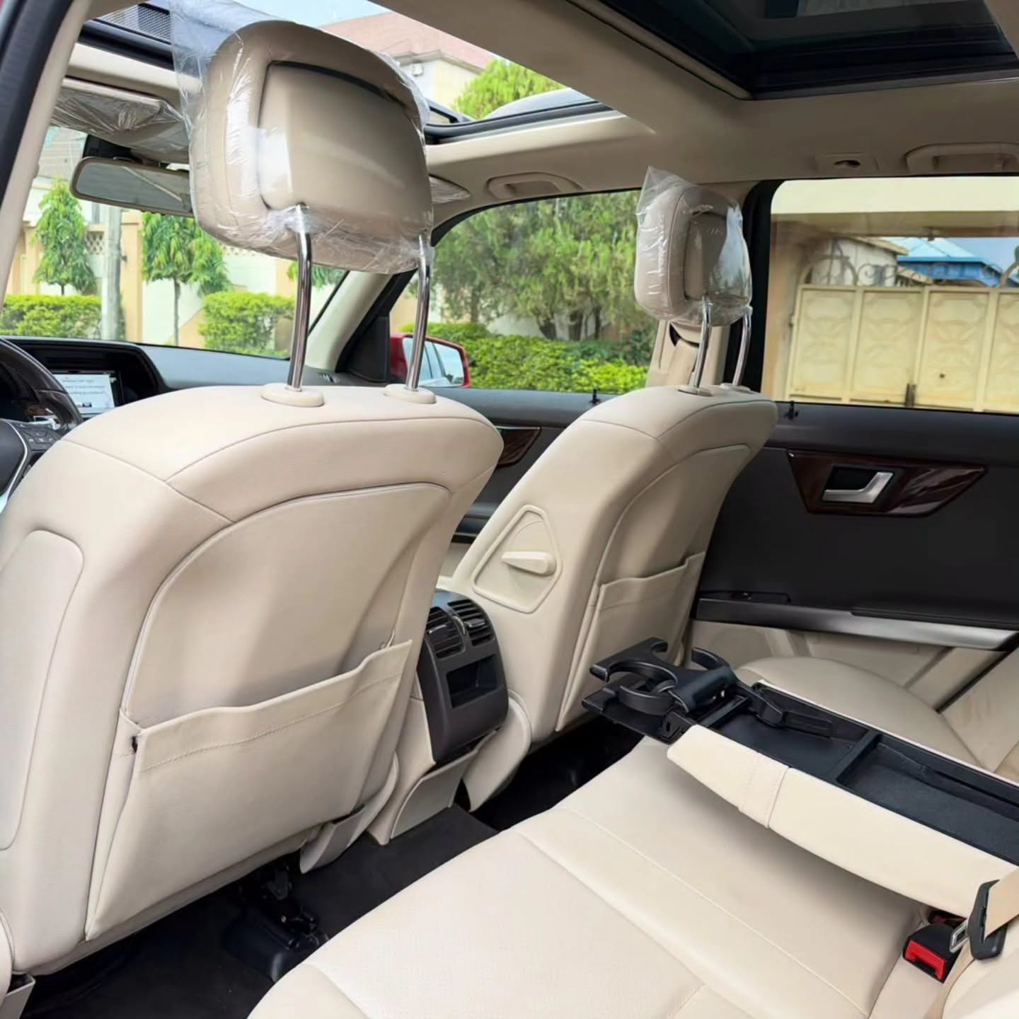 2012 Mercedes-Benz GLK350 photo